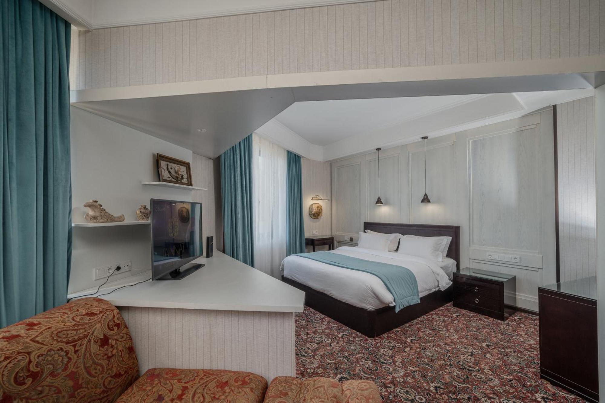 Jannat Regency Hotel Bisjkek Kamer foto