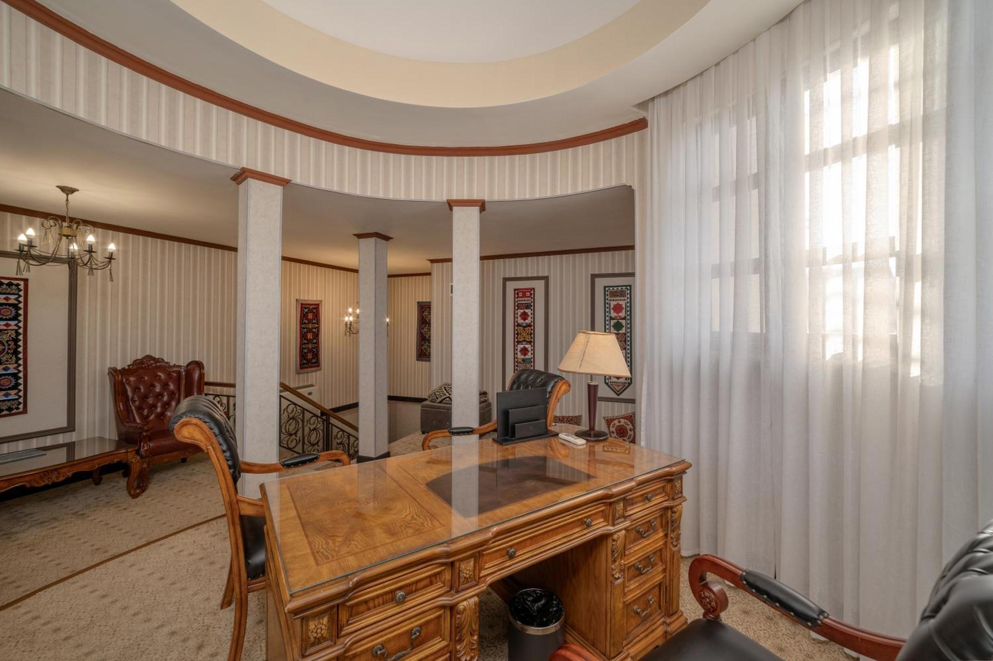 Jannat Regency Hotel Bisjkek Kamer foto