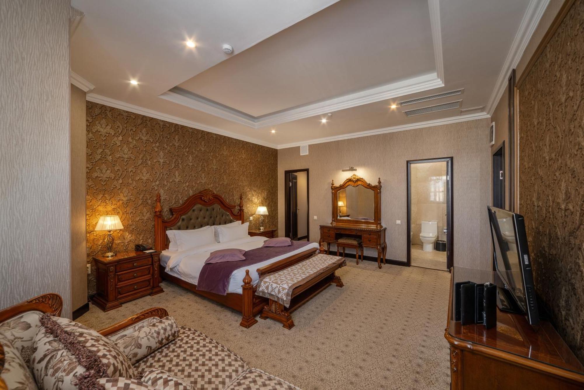 Jannat Regency Hotel Bisjkek Kamer foto